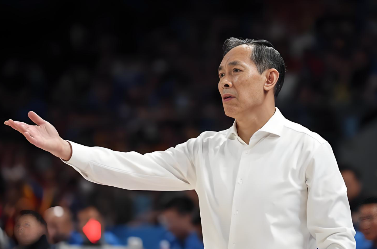 九游平台-北京队迎1坏消息！2米06锋线悍将旧伤复发，许利民一个头两个大