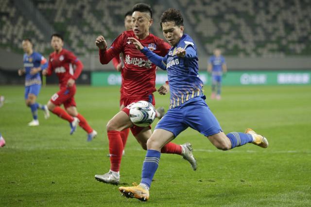 九游体育最新app下载-谢鹏飞告别江苏：效力五年 故事最后还是说了拜拜